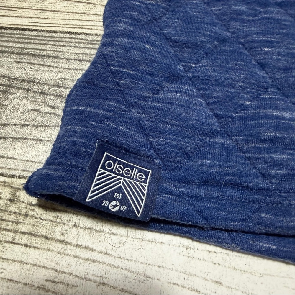 Oiselle Quilted Pullover Women’s M Blue Snap Button Casual (READ) - Picture 6 of 7